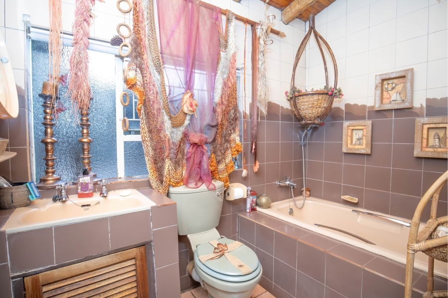 3 Bedroom Property for Sale in Meerhof North West